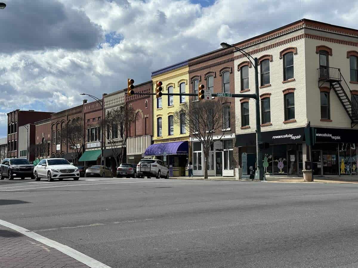 elfbar nachfüll pod läuft aus FT Tobacco & VAPE Shop - Reviews, Photos & Phone Number - Updated May 2026  - Tobacco Shops in Rowan County, North Carolina (NC) main image 1